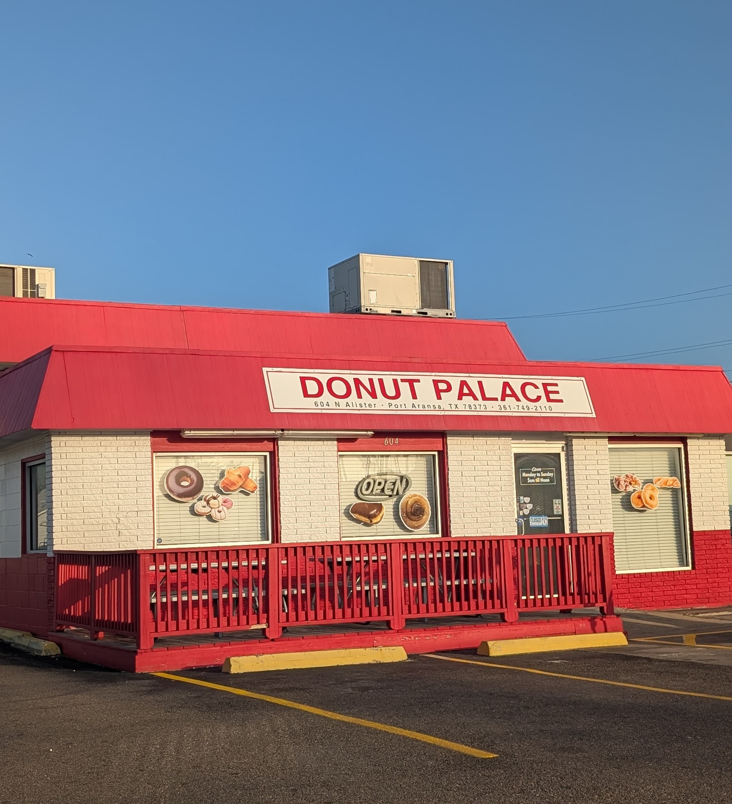 Donut Palace
