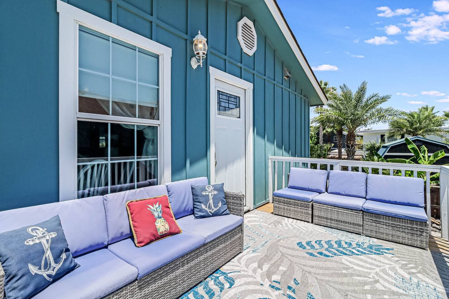 True Blue Bungalow, Port Aransas, TX vacation rental photo 2