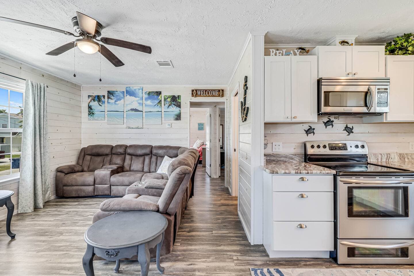 True Blue Bungalow — Port Aransas, TX vacation rental photo 3