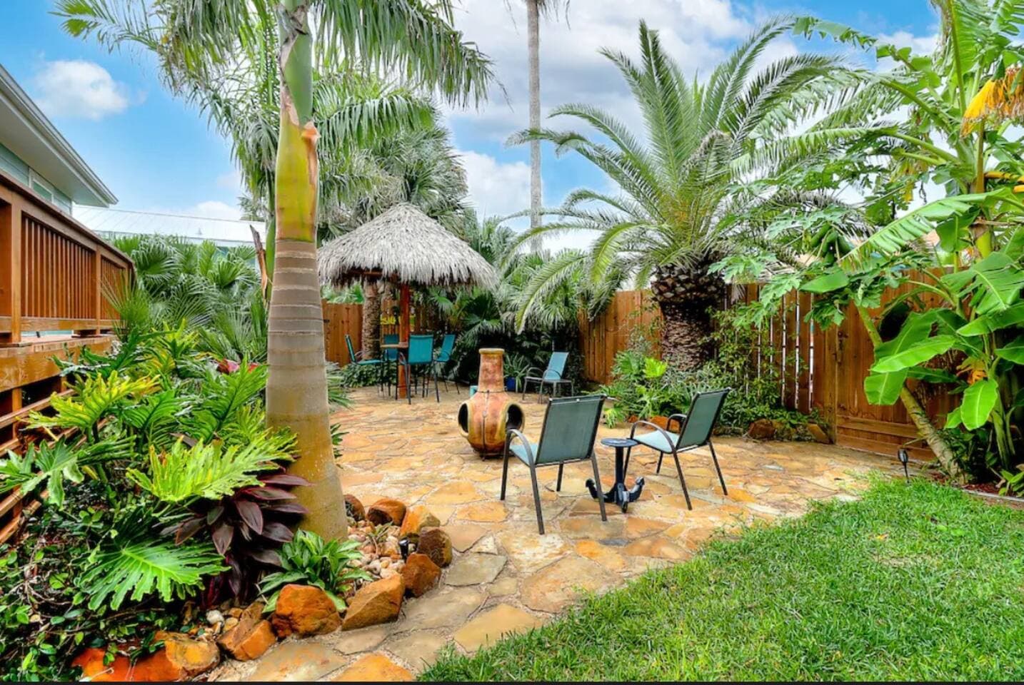 Tropical Oasis Cottage #1 — Port Aransas, TX vacation rental photo 4