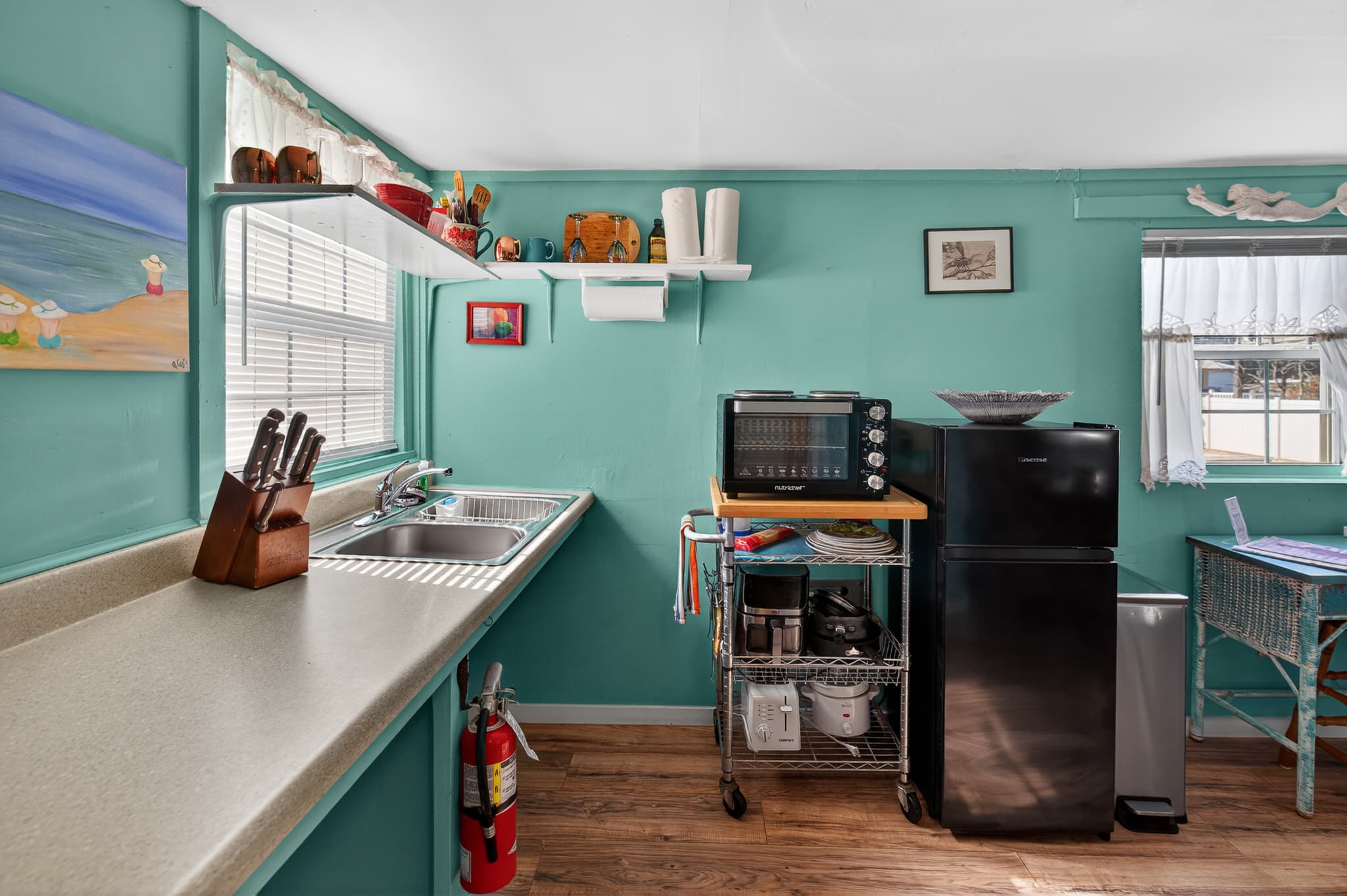 Tin Cottage by the Sea — Port Aransas, TX vacation rental photo 5