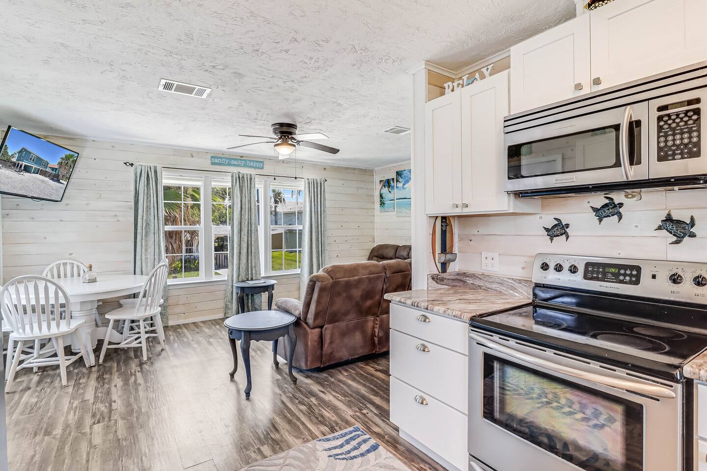 True Blue Bungalow, Port Aransas, TX vacation rental photo 21