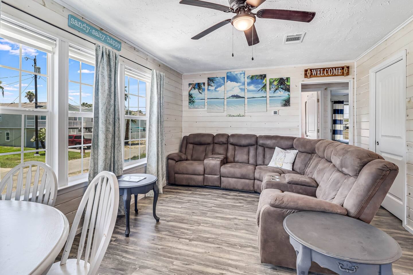 True Blue Bungalow, Port Aransas, TX vacation rental photo 19