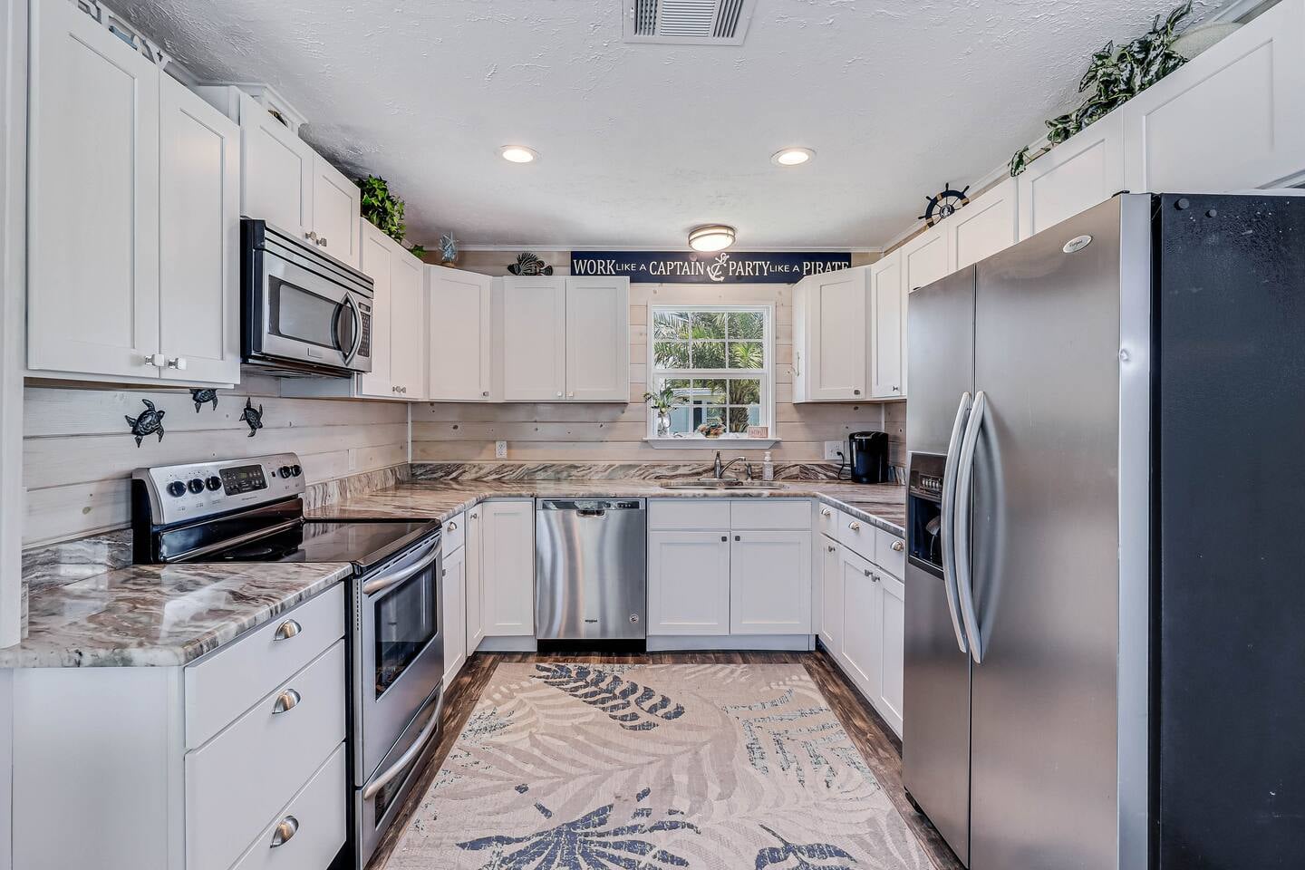 True Blue Bungalow, Port Aransas, TX vacation rental photo 4