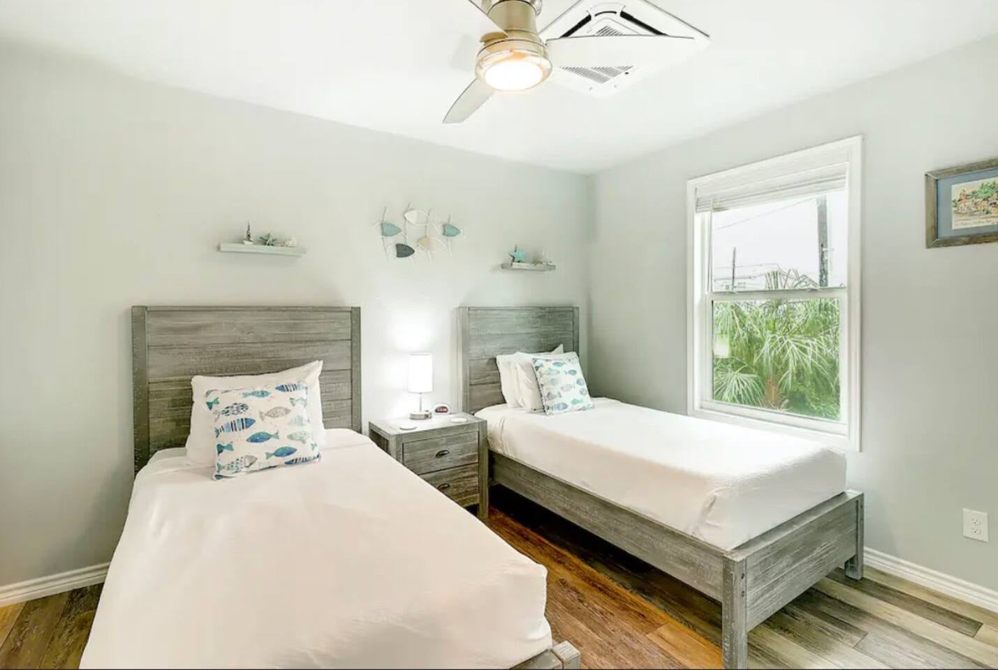 Tropical Oasis Cottage #2, Port Aransas, TX vacation rental photo 20