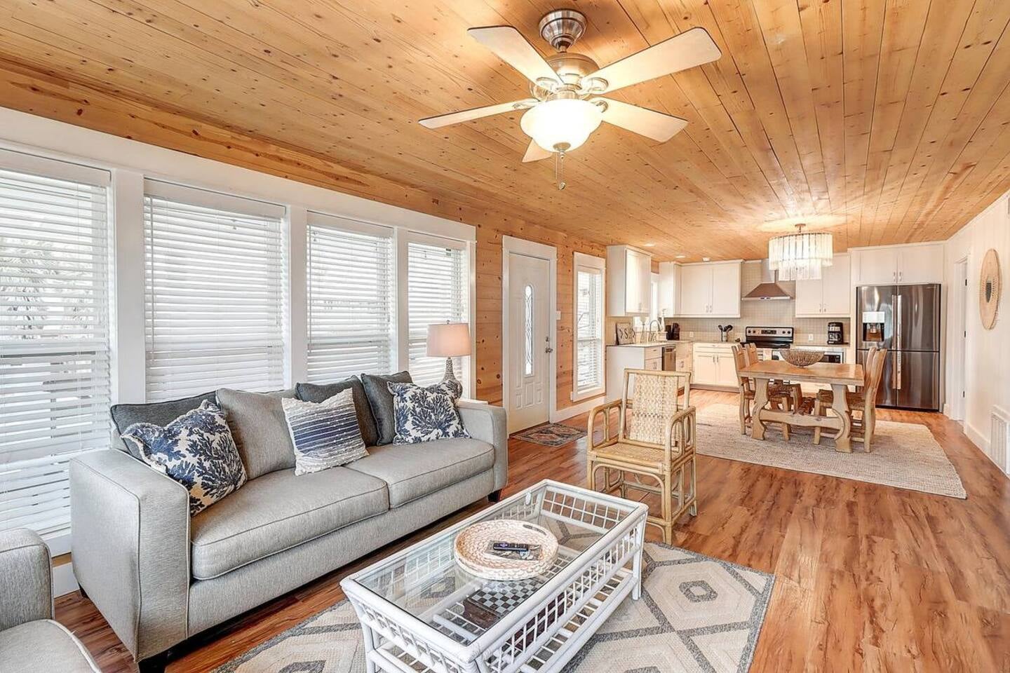 Seaflower Retreat, Port Aransas, TX vacation rental photo 11