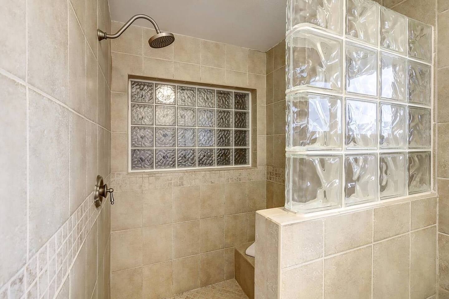 Seaflower Retreat, Port Aransas, TX vacation rental photo 32