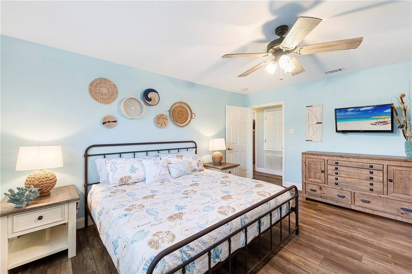 Pelican's Perch Hideaway, Port Aransas, TX vacation rental photo 8