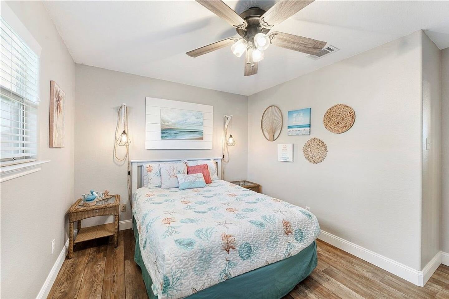 Pelican's Perch Hideaway, Port Aransas, TX vacation rental photo 11