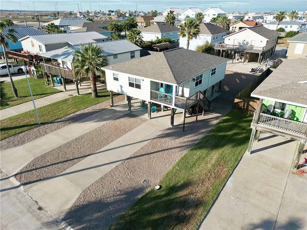 Pelican's Perch Hideaway, Port Aransas, TX vacation rental photo 28