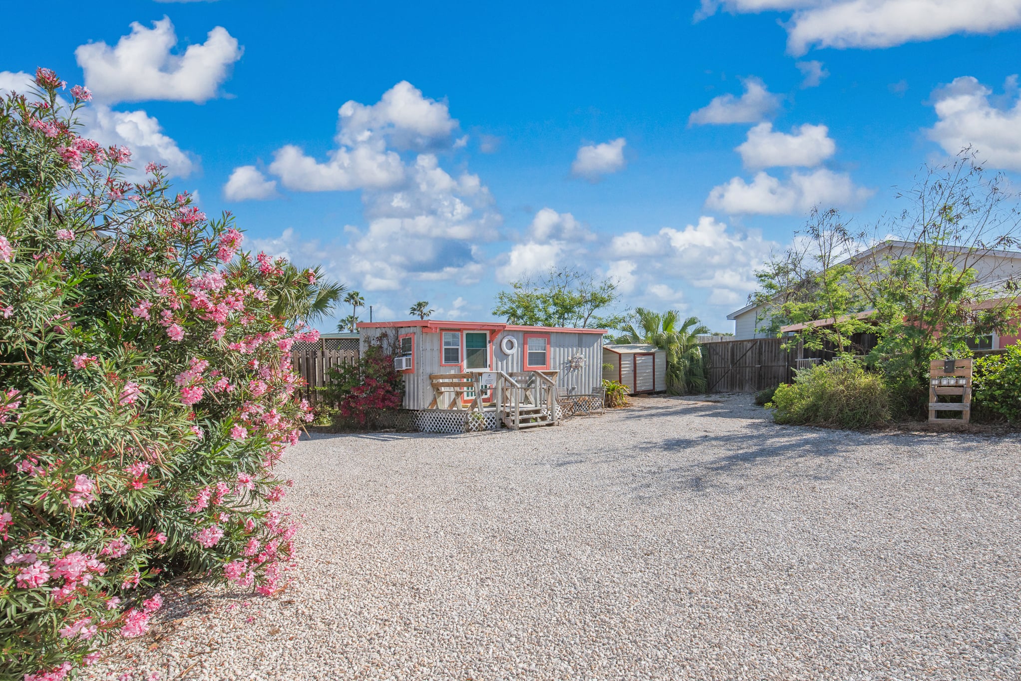 Tin Cottage by the Sea, Port Aransas, TX vacation rental photo 12