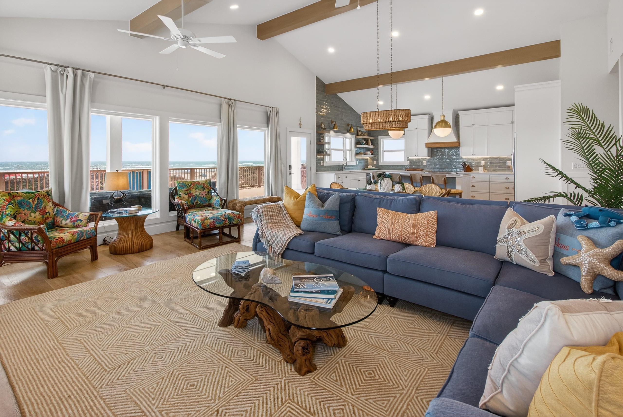 Sans Souci On the Beach — Port Aransas, TX vacation rental photo 2
