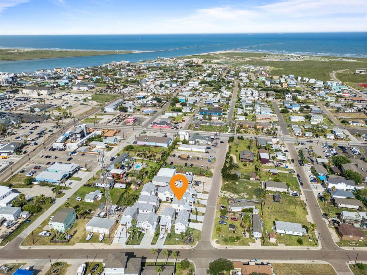 A perfect bird’s-eye view of Port A, your home base is right in the heart of it all, but tucked nicely into the neighborhood.